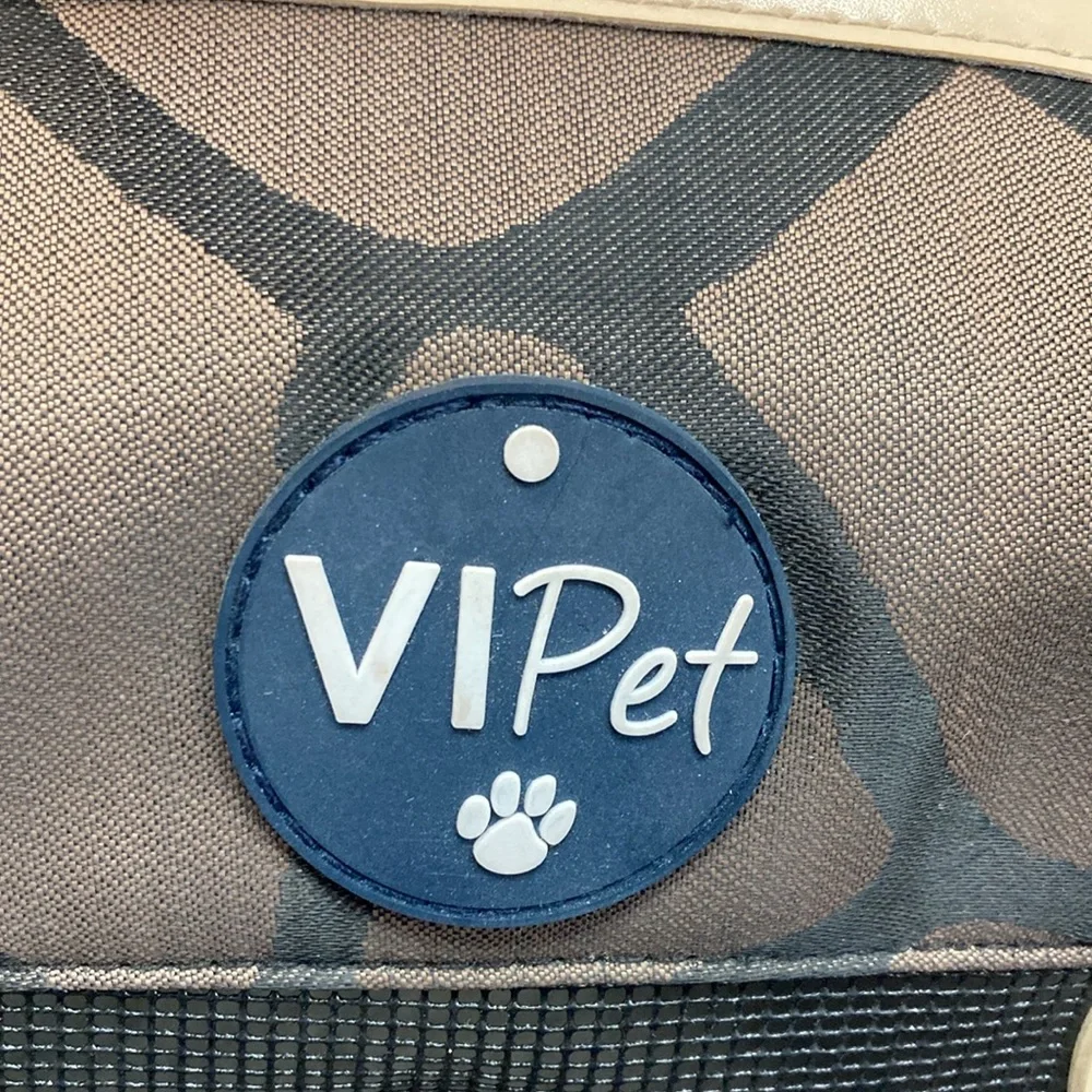 VIPet Black and Tan Pet Carrier NWOT